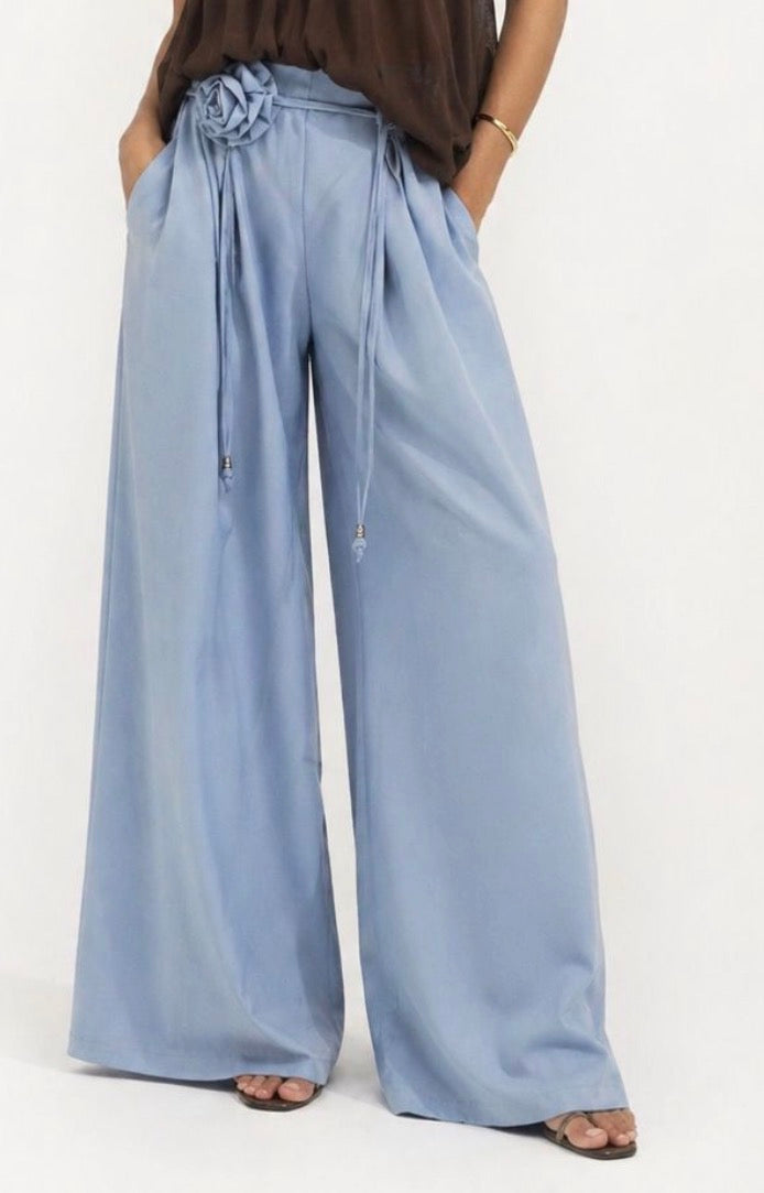 Palazzo pant with flower