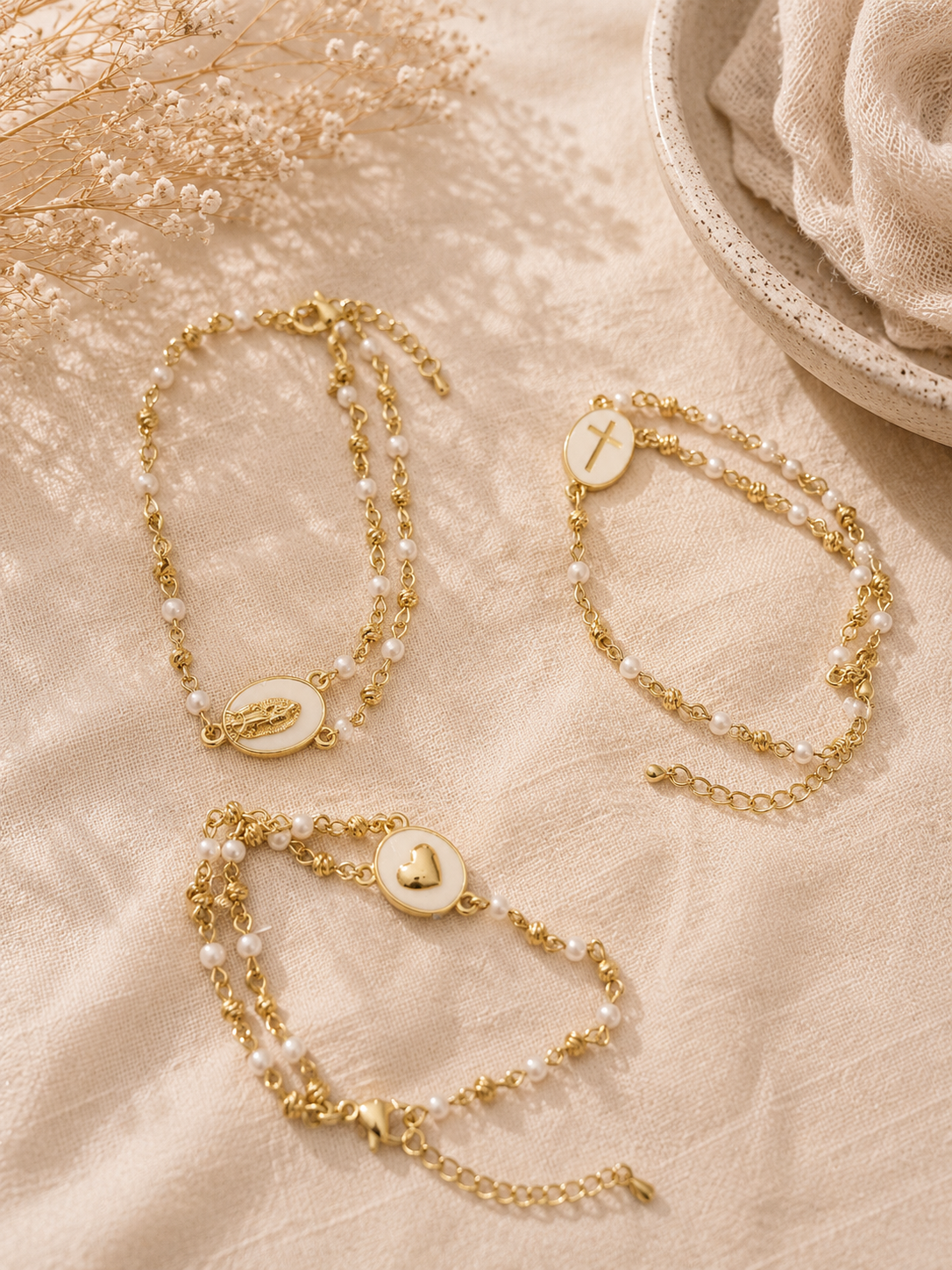 Pearls bracelets