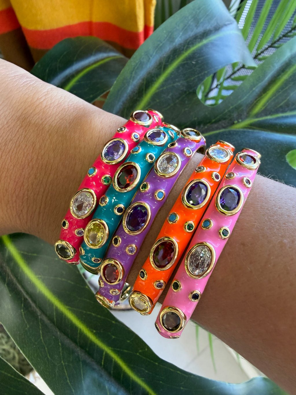 Cuff esmaltadas
