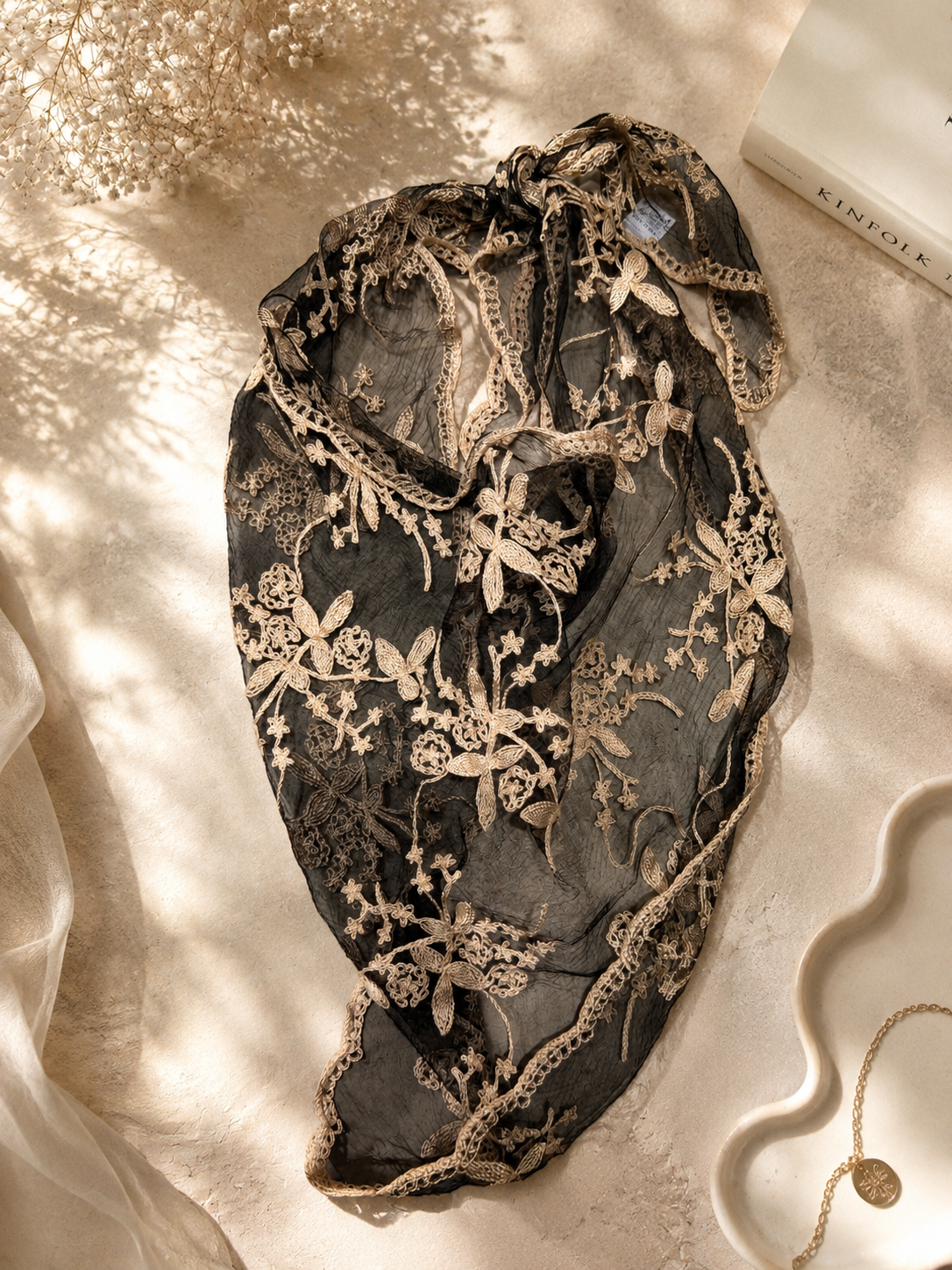 Embroidery scarf