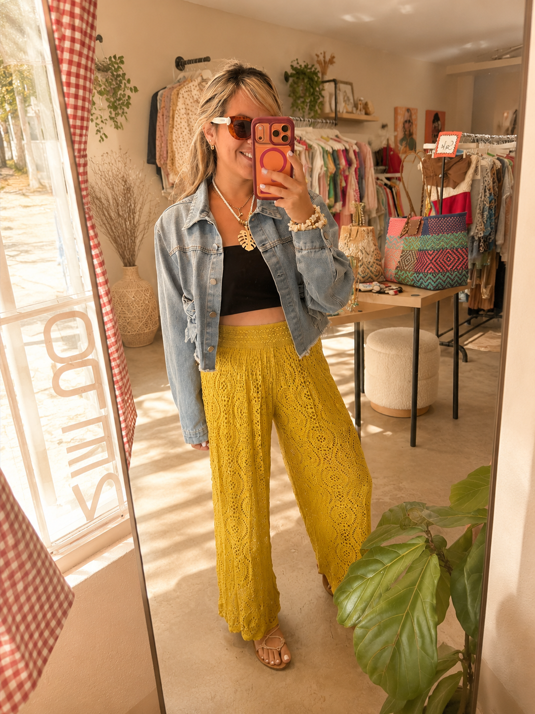 Italy crochet pants